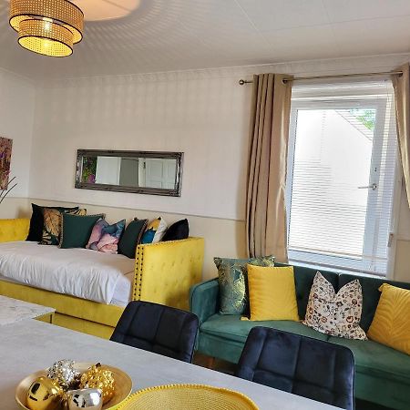 4 Bedrooms Apartment By Sensational Stay Short Lets & Serviced Accommodation エディンバラ エクステリア 写真