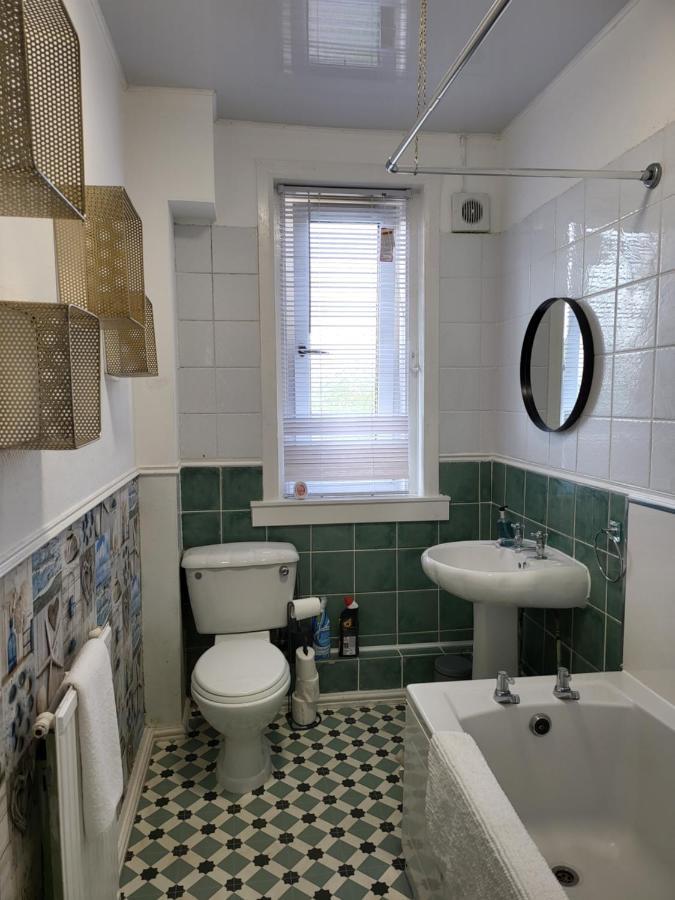 4 Bedrooms Apartment By Sensational Stay Short Lets & Serviced Accommodation エディンバラ エクステリア 写真