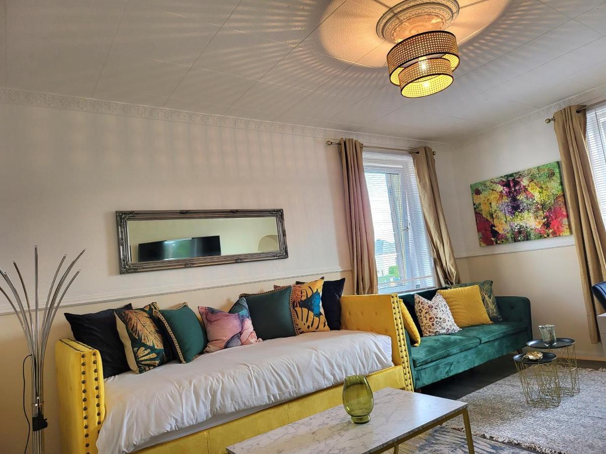 4 Bedrooms Apartment By Sensational Stay Short Lets & Serviced Accommodation エディンバラ エクステリア 写真