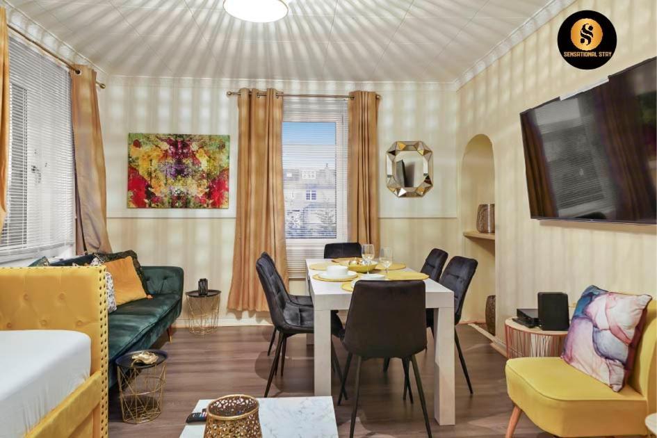 4 Bedrooms Apartment By Sensational Stay Short Lets & Serviced Accommodation エディンバラ エクステリア 写真